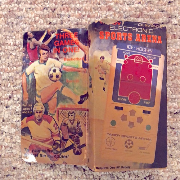 Tandy Sports Arena (1981, Model# 60-2158) - Picture 11 of 14